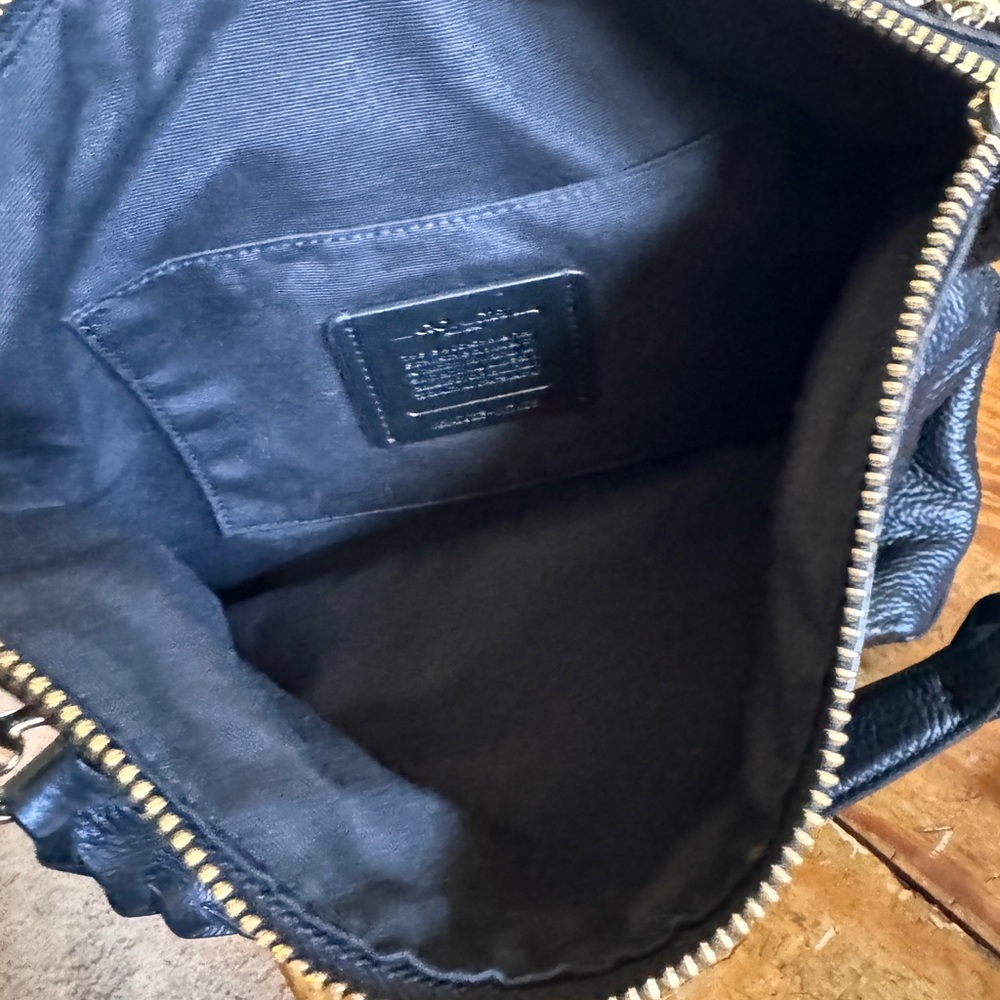 Coach Purse - Picture 5 of 6